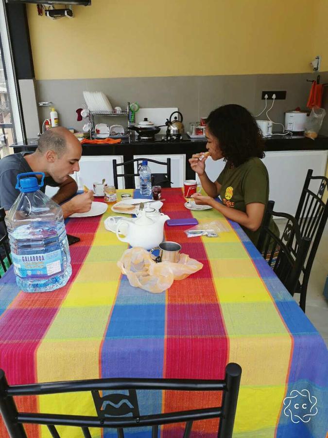 Deiyannewela 281 Kandy City Hostel & Rooms מראה חיצוני תמונה