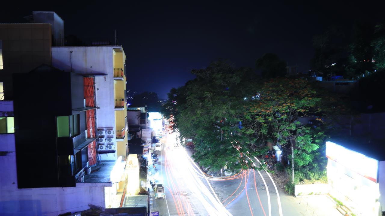 Deiyannewela 281 Kandy City Hostel & Rooms מראה חיצוני תמונה