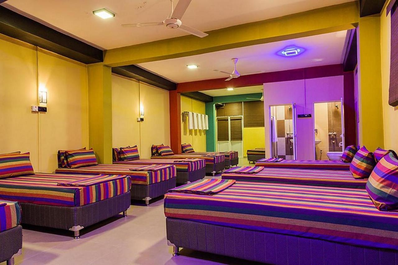 Deiyannewela 281 Kandy City Hostel & Rooms מראה חיצוני תמונה